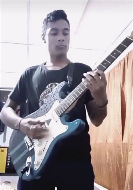 Foto de Evil and Madness