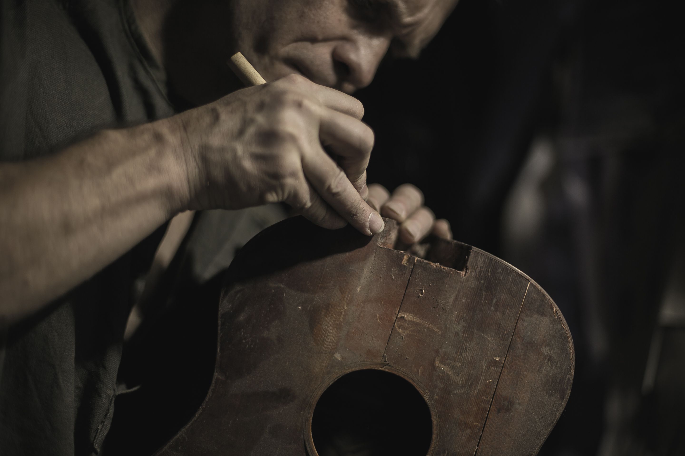 Los Mejores Luthieres de Málaga: Guitarras y Arreglos