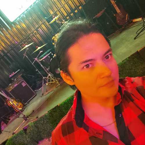 Paco Benítez vaqueros Rock